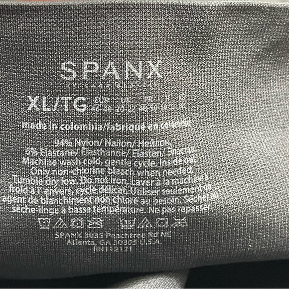 Spanx seamless black camo “look at me now” leggings sz XL excellent condition! - Picture 4 of 6